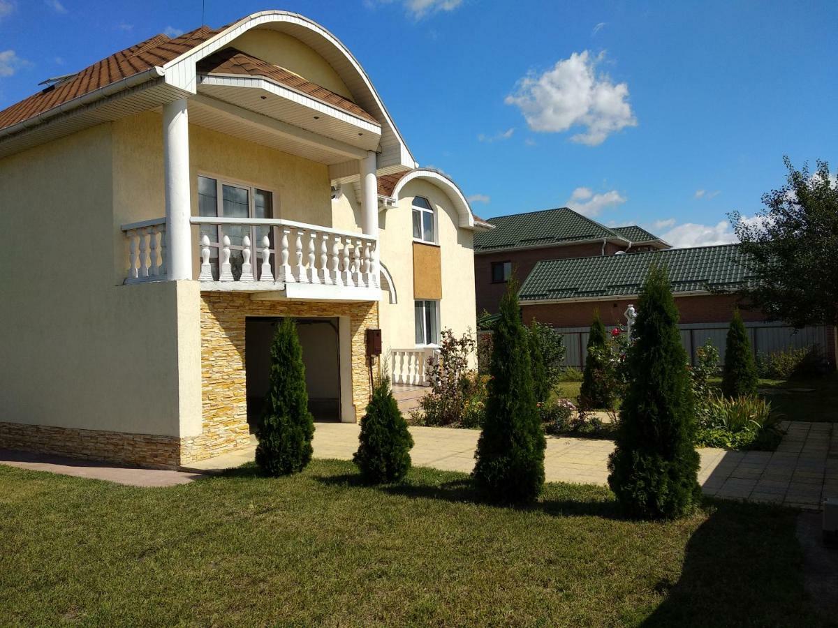 Дом С Бассейном И Сауной Villa Boryspil Ngoại thất bức ảnh